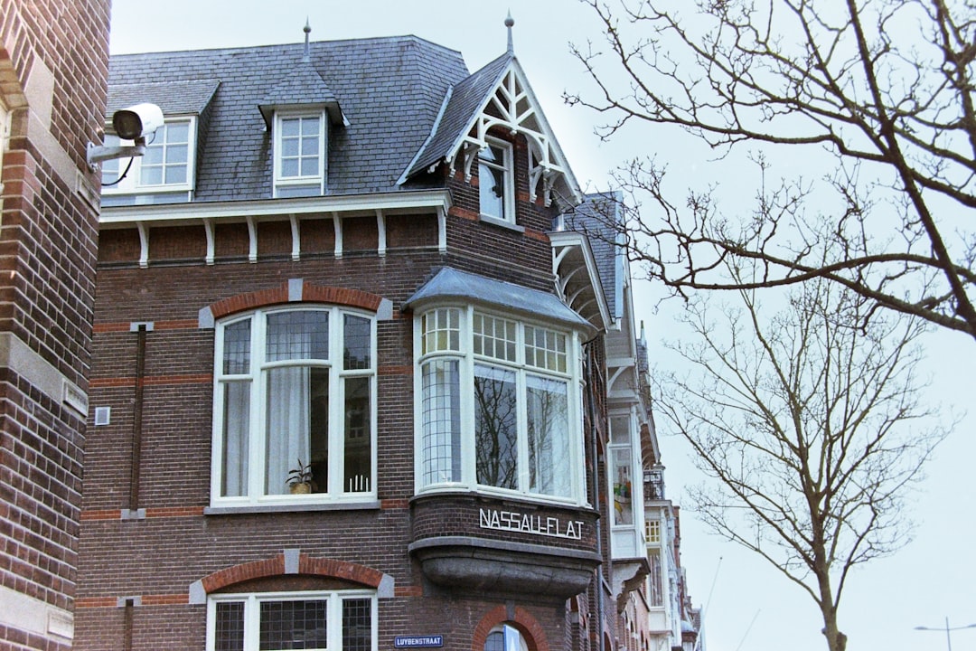 Moderne woning met nieuwe kozijnen in Brabant